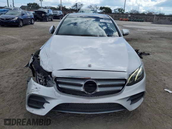 2017 Mercedes-Benz E-Class E 300 Luxury with VIN WDDZF4JB6HA225645, listed as a Copart auction lot 47253185 with 87,148 mi miles and Salvage Title. Bid and sale history available at carsss.com. Image 5.