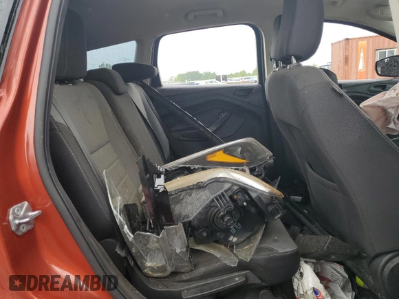 2019 Ford Escape S with VIN 1FMCU0F75KUC55191, listed as a Copart auction lot 58236645 with Not provided miles and Salvage title. Bid and sale history available at DreamBid. Image 10.