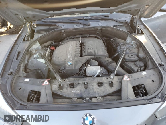 2014 BMW 5 Series 535i Gran Turismo xDrive z VIN WBA5M4C55ED183658, wystawiony jako Copart lot #82428474 z przebiegiem Nie podano mil oraz Szkoda całkowita • Salvage title. Historia ofert i sprzedaży dostępna na DreamBid. Obrazek 11.