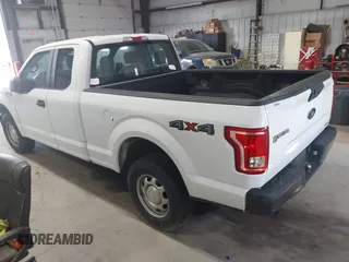 2015 Ford F-150 XLT with VIN 1FTFX1EF3FKD59476, listed as a IAAI auction lot 42622270 with 201,039 mi miles and . Bid and sale history available at DreamBid. Image 3.