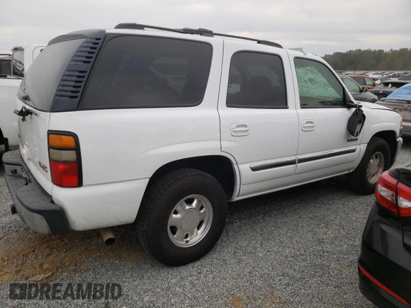 2006 GMC Yukon SLE with VIN 1GKEC13V96J109056, listed as a Copart auction lot 74724434 with 121,695 mi miles and Salvage Title. Bid and sale history available at carsss.com. Image 3.