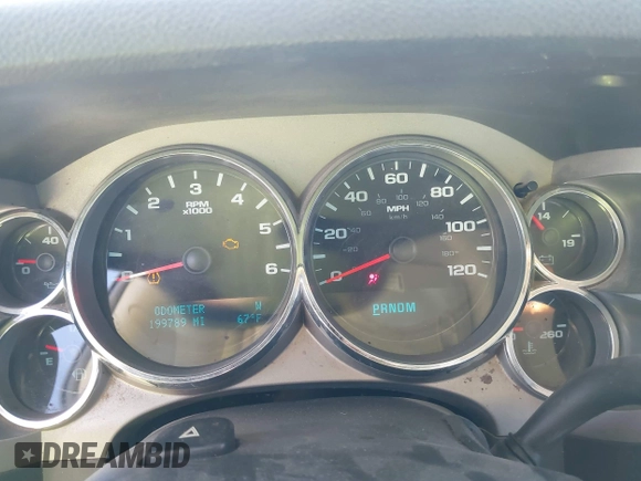 2010 Chevrolet Silverado 1500 LT with VIN 1GCSCSE07AZ142394, listed as a IAAI auction lot 41461545 with 199,789 mi miles and . Bid and sale history available at DreamBid. Image 7.