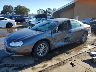 2003 Chrysler Concorde z VIN 2C3AD36M73H520219, wystawiony jako Copart lot #82895394 z przebiegiem 242 758 mil mil oraz Szkody całkowita. Historia ofert i sprzedaży dostępna na DreamBid. Obrazek 1.