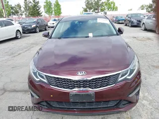 2019 Kia Optima LX z VIN 5XXGT4L37KG354649, wystawiony jako IAAI lot #42130410 z przebiegiem 61 315 mil mil oraz . Historia ofert i sprzedaży dostępna na DreamBid. Obrazek 11.