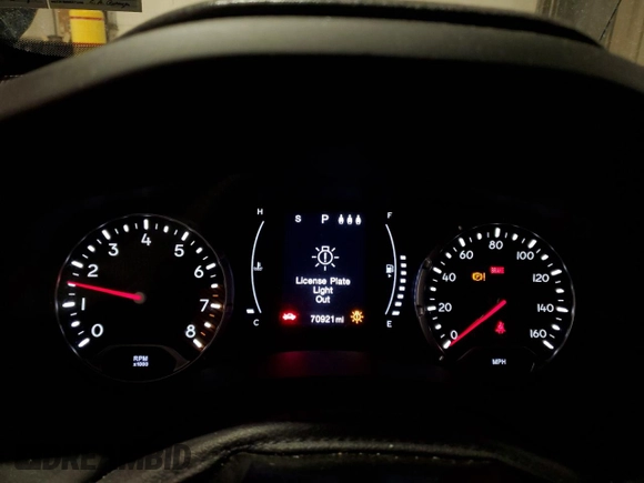 2019 Jeep Renegade Sport with VIN ZACNJBAB2KPJ97388, listed as a Copart auction lot 52069435 with 70,921 mi miles and Salvage title. Bid and sale history available at DreamBid. Image 9.