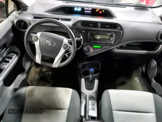 2014 Toyota Prius One with VIN JTDKDTB39E1559702, listed as a Copart auction lot 44023285 with 266,890 mi miles and Salvage Title. Bid and sale history available at DreamBid. Image 8.