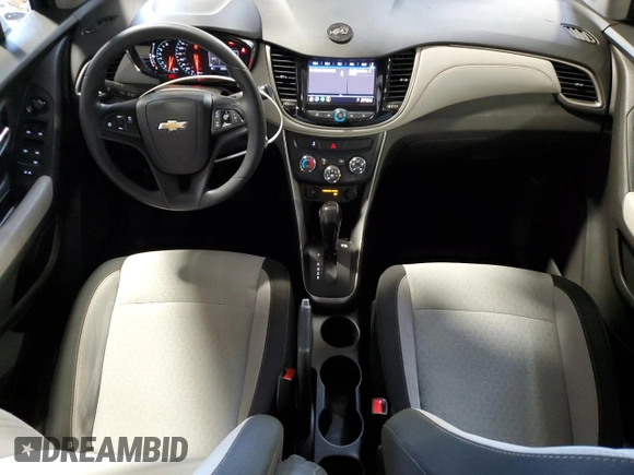 2020 Chevrolet Trax LS with VIN 3GNCJKSB9LL218067, listed as a Copart auction lot 63389735 with 32,555 mi miles and Salvage title. Bid and sale history available at DreamBid. Image 8.