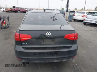2017 Volkswagen Jetta GLI с VIN 3VW5T7AJ5HM333393, выставлен на аукционе IAAI как лот 42148596 с пробегом 185 261 миль миль и . История ставок и продаж доступна на DreamBid. Изображение 16.