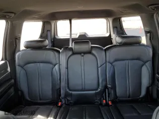 2022 Jeep Wagoneer Series III with VIN 1C4SJUDT2NS144291, listed as a Copart auction lot 66950764 with 25,070 mi miles and Salvage Title. Bid and sale history available at carsss.com. Image 10.