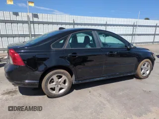2008 Volvo S40 2.5T с VIN YV1MH672682380377, выставлен на аукционе Copart как лот 52520545 с пробегом 177 016 миль миль и Списание • Salvage title. История ставок и продаж доступна на DreamBid. Изображение 3.