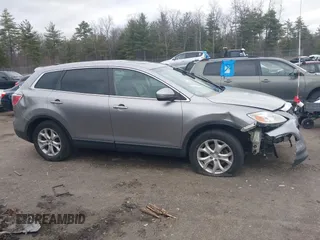 2011 Mazda CX-9 Touring z VIN JM3TB3CV7B0328316, wystawiony jako IAAI lot #42040999 z przebiegiem 160 421 mil mil oraz . Historia ofert i sprzedaży dostępna na DreamBid. Obrazek 13.