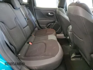 2022 Jeep Renegade Altitude z VIN ZACNJDE1XNPN73059, wystawiony jako Copart lot #56214685 z przebiegiem 56 666 mil mil oraz Szkoda całkowita • Salvage title. Historia ofert i sprzedaży dostępna na DreamBid. Obrazek 11.