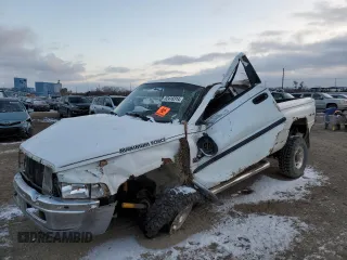 2001 Dodge Ram 2500 with VIN 1B7KF23661J550947, listed as a Copart auction lot 82418314 with 0 mi miles and Salvage Title. Bid and sale history available at carsss.com. Image 1.