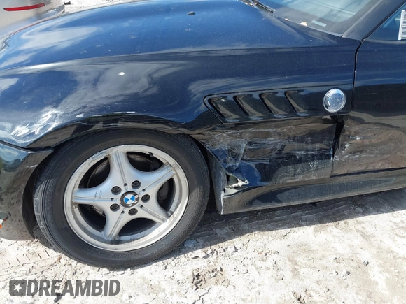 1997 BMW 3 Series Z3 1.9 z VIN 4USCH7326VLE03768, wystawiony jako IAAI lot #41422639 z przebiegiem Nie podano mil oraz . Historia ofert i sprzedaży dostępna na DreamBid. Obrazek 12.
