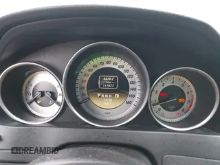 2012 Mercedes-Benz C 300 Sport z VIN WDDGF8BB1CR196238, wystawiony jako IAAI lot #42488861 z przebiegiem 111 877 mil mil oraz . Historia ofert i sprzedaży dostępna na DreamBid. Obrazek 7.