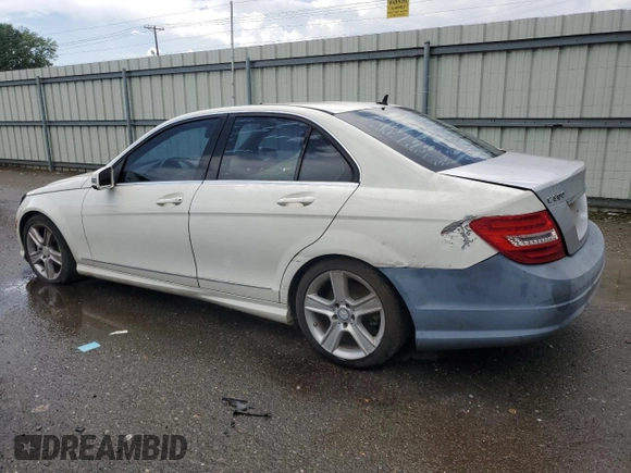 2011 Mercedes-Benz C 300 Sport с VIN WDDGF5EB5BR136844, выставлен на аукционе Copart как лот 63857685 с пробегом Не указан миль и Чистый • Clean title. История ставок и продаж доступна на DreamBid. Изображение 2.