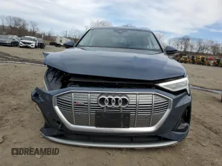 2021 Audi e-tron Sportback Prestige z VIN WA13AAGE0MB019623, wystawiony jako Copart lot #49598914 z przebiegiem 20 856 mil mil oraz . Historia ofert i sprzedaży dostępna na DreamBid. Obrazek 5.