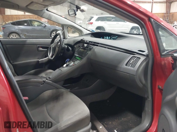2010 Toyota Prius Four with VIN JTDKN3DUXA1286153, listed as a IAAI auction lot 42211095 with 271,950 mi miles and . Bid and sale history available at DreamBid. Image 5.