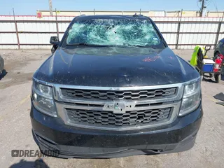 2019 Chevrolet Suburban LT with VIN 1GNSKHKC3KR285095, listed as a IAAI auction lot 41851014 with 151,075 mi miles and . Bid and sale history available at DreamBid. Image 12.