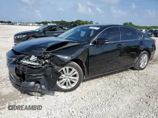2014 Lexus ES 330 with VIN JTHBK1GG0E2093253, listed as a Copart auction lot 60640275 with 135,590 mi miles and Salvage title. Bid and sale history available at DreamBid. Image 1.
