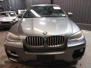2014 BMW X6 50i z VIN 5UXFG8C55EL592995, wystawiony jako IAAI lot #41724960 z przebiegiem 137 112 mil mil oraz . Historia ofert i sprzedaży dostępna na DreamBid. Obrazek 13.