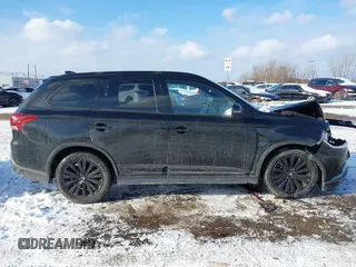 2020 Mitsubishi Outlander ES z VIN JA4AZ3A3XLZ005866, wystawiony jako IAAI lot #41316079 z przebiegiem 61 490 mil mil oraz . Historia ofert i sprzedaży dostępna na DreamBid. Obrazek 13.