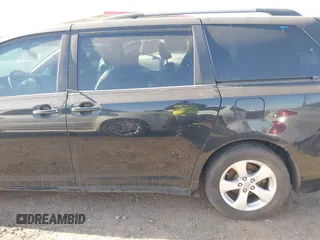 2012 Toyota Sienna LE AAS with VIN 5TDKK3DC7CS255500, listed as a IAAI auction lot 41467563 with 146,306 mi miles. Bid and sale history available at carsss.com. Image 14.