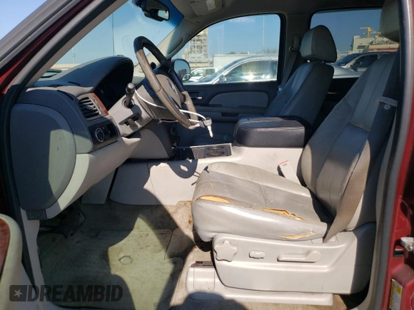 2008 Chevrolet Avalanche LT w/1LT with VIN 3GNEC12J18G147208, listed as a Copart auction lot 74700474 with 215,918 mi miles and Non Repairable. Bid and sale history available at carsss.com. Image 7.