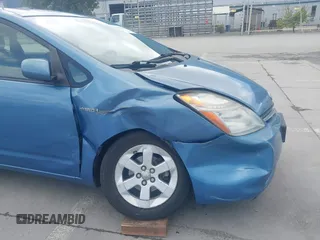 2007 Toyota Prius with VIN JTDKB20U977675333, listed as a IAAI auction lot 41880014 with 203,085 mi miles and . Bid and sale history available at DreamBid. Image 6.
