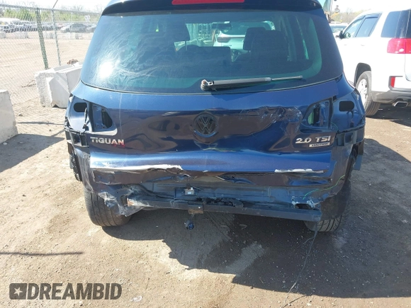 2012 Volkswagen Tiguan S with VIN WVGBV7AX2CW566981, listed as a IAAI auction lot 42069748 with 153,613 mi miles and . Bid and sale history available at DreamBid. Image 6.