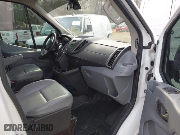 2016 Ford Transit Cargo z VIN 1FTYR2CGXGKA82105, wystawiony jako IAAI lot #41544955 z przebiegiem 129 642 mil mil oraz . Historia ofert i sprzedaży dostępna na DreamBid. Obrazek 5.