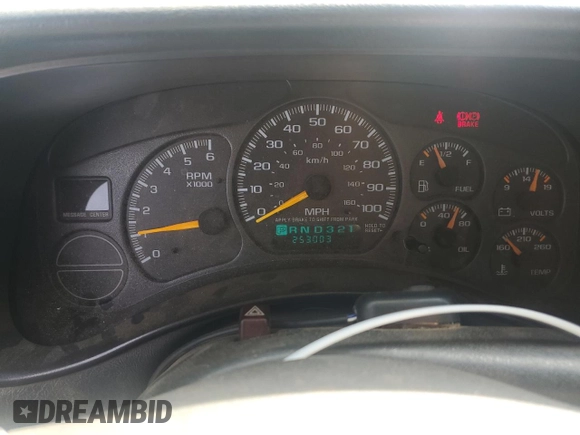 2000 GMC New Sierra 1500 SLE with VIN 2GTEK19T1Y1130467, listed as a Copart auction lot 81105534 with 253,003 mi miles and Salvage Title. Bid and sale history available at carsss.com. Image 9.