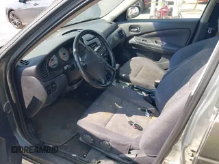 2001 Nissan Sentra SE z VIN 3N1BB51D61L127666, wystawiony jako IAAI lot #42400126 z przebiegiem 190 345 mil mil oraz . Historia ofert i sprzedaży dostępna na DreamBid. Obrazek 5.