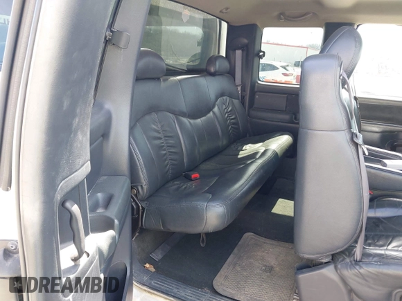 2000 GMC Sierra 1500 SLE with VIN 1GTEK19T6YE133931, listed as a IAAI auction lot 41789598 with 206,815 mi miles and . Bid and sale history available at DreamBid. Image 8.