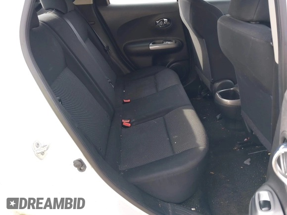 2014 Nissan Juke S with VIN JN8AF5MV6ET482103, listed as a IAAI auction lot 42126935 with 125,506 mi miles. Bid and sale history available at carsss.com. Image 8.