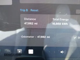 2021 Tesla Model Y Performance with VIN 5YJYGDEF2MF258711, listed as a IAAI auction lot 41367832 with 47,662 mi miles and . Bid and sale history available at DreamBid. Image 15.
