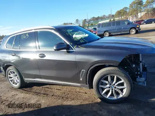 2023 BMW X5 xDrive40i with VIN 5UXCR6C01P9P96005, listed as a IAAI auction lot 41415624 with 15,879 mi miles and . Bid and sale history available at DreamBid. Image 13.