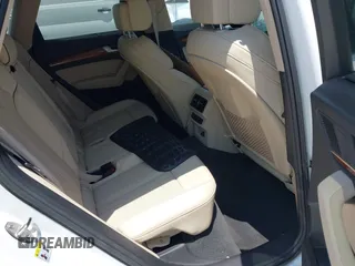 2023 Audi Q5 S line Premium Plus с VIN WA1E2AFY3P2087775, выставлен на аукционе IAAI как лот 42566888 с пробегом 10 456 миль миль и . История ставок и продаж доступна на DreamBid. Изображение 8.