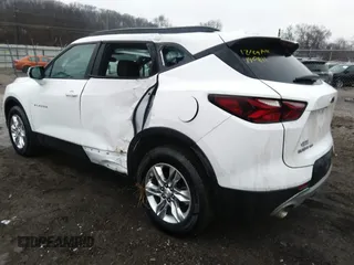 2022 Chevrolet Blazer LT with VIN 3GNKBJRS5NS140811, listed as a IAAI auction lot 41208168 with 61,140 mi miles and . Bid and sale history available at DreamBid. Image 3.