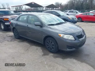 2010 Toyota Corolla z VIN 2T1BU4EEXAC276556, wystawiony jako IAAI lot #41911981 z przebiegiem 88 899 mil mil oraz . Historia ofert i sprzedaży dostępna na DreamBid. Obrazek 1.