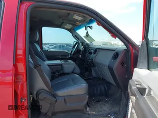 2011 Ford F-250 XL with VIN 1FT7W2B65BEC75217, listed as a IAAI auction lot 42256501 with 291,404 mi miles and . Bid and sale history available at DreamBid. Image 5.