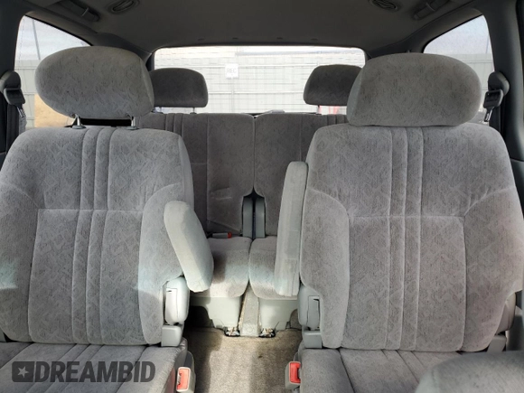 2000 Toyota Sienna LE with VIN 4T3ZF13C9YU280798, listed as a Copart auction lot 80708614 with 282,612 mi miles and Clean Title. Bid and sale history available at carsss.com. Image 10.