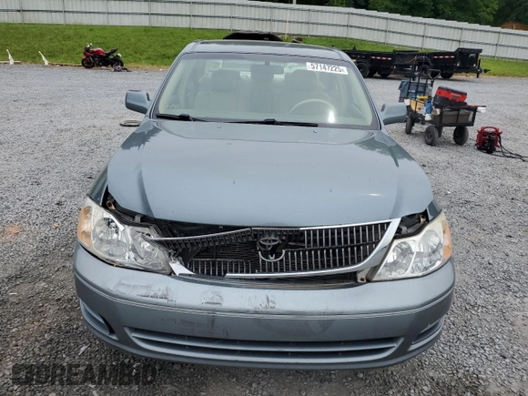 2000 Toyota Avalon XL with VIN 4T1BF28B2YU045935, listed as a Copart auction lot 57147225 with 164,261 mi miles and Salvage title. Bid and sale history available at DreamBid. Image 5.