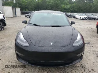 2022 Tesla Model 3 z VIN 5YJ3E1EA6NF371467, wystawiony jako Copart lot #58606025 z przebiegiem 84 706 mil mil oraz Czysty tytuł • Clean title. Historia ofert i sprzedaży dostępna na DreamBid. Obrazek 5.