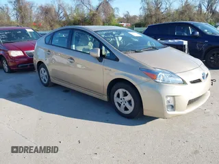 2011 Toyota Prius I with VIN JTDKN3DU5B1441581, listed as a IAAI auction lot 42040172 with 261,309 mi miles. Bid and sale history available at carsss.com. Image 1.