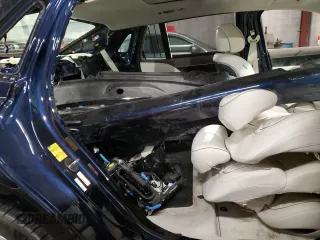 2023 Genesis G90 z VIN KMTFB4SD5PU008286, wystawiony jako Copart lot #43015795 z przebiegiem 10 556 mil mil oraz Szkoda całkowita • Salvage title. Historia ofert i sprzedaży dostępna na DreamBid. Obrazek 10.