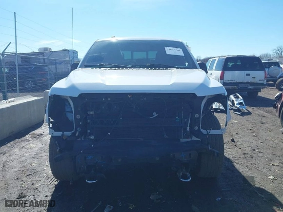 2016 Ford F-150 XLT with VIN 1FTEW1EP8GKF18498, listed as a IAAI auction lot 41646760 with NaN miles. Bid and sale history available at carsss.com. Image 6.