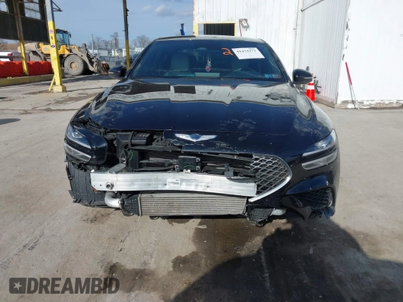 2023 Genesis G70 2.0T z VIN KMTG34TA1PU122551, wystawiony jako IAAI lot #41474272 z przebiegiem 38 964 mil mil oraz . Historia ofert i sprzedaży dostępna na DreamBid. Obrazek 6.