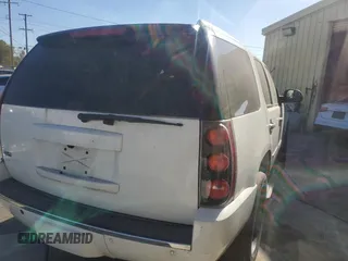 2010 GMC Yukon Denali with VIN 1GKUCEEF7AR129003, listed as a Copart auction lot 42192735 with 227,205 mi miles and Clean Title. Bid and sale history available at carsss.com. Image 4.