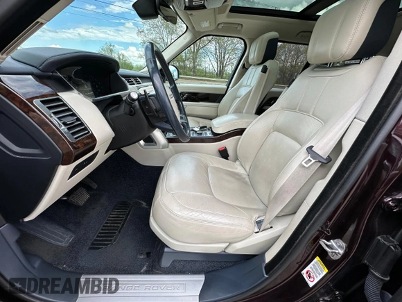 2020 Land Rover Range Rover HSE with VIN SALGS2RUXLA598308, listed as a Copart auction lot 56398735 with 132,979 mi miles and Clean Title. Bid and sale history available at DreamBid. Image 14.